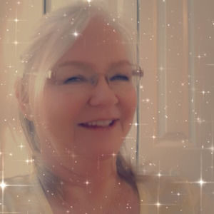 Meet your Posher, Vickie